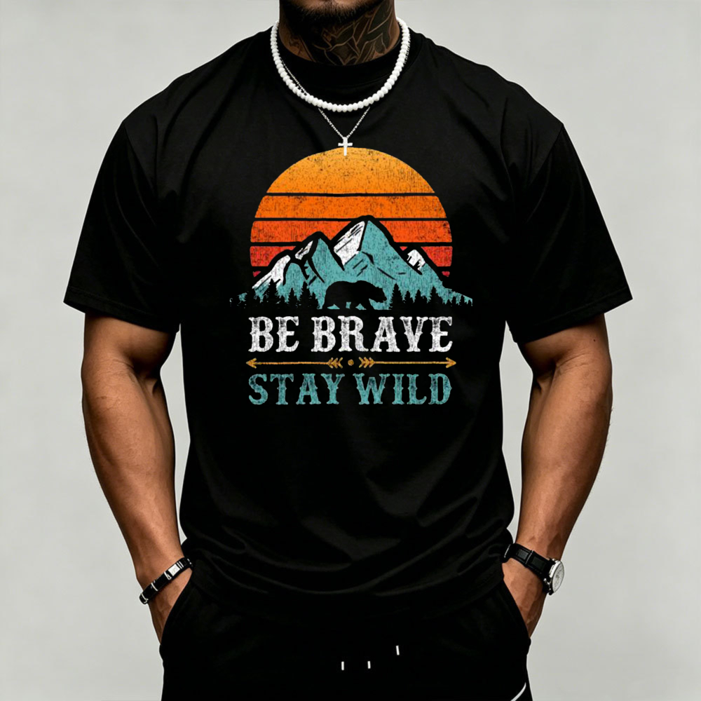 เสื้อยืดผู้ชายลายกราฟิกหมีบนภู - Outdoor Adventure Quotes Short บทวิจารณ์และราคา
